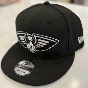 New Orleans Pelicans New Era Black Snapback Cap NWT
